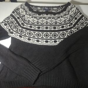 American Eagle Sweater